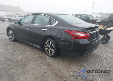 2017 Nissan Altima 2.5 Sr из США, поврежденный, VIN 1N4AL3AP7HC494561